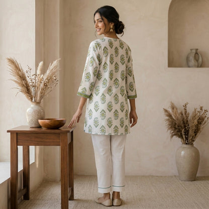 Green Floral Printed Short Kurti